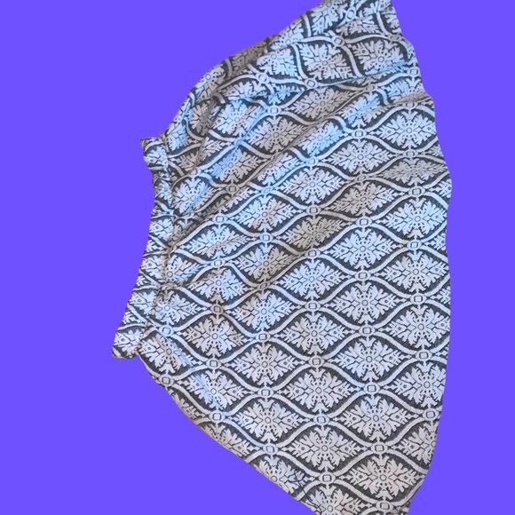 Patterned Skirt - Picture 1 of 3